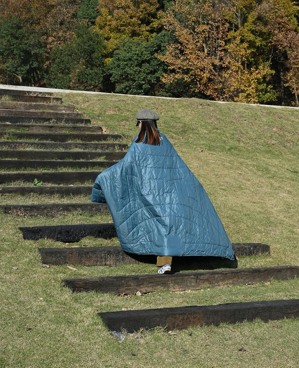 image:imageiClimb 3M Thinsulate Insulation Warm Camping Blanket Ultralight CompactBlue