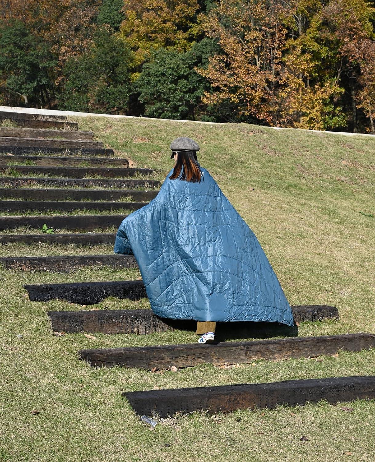 image:imageiClimb 3M Thinsulate Insulation Warm Camping Blanket Ultralight CompactBlue